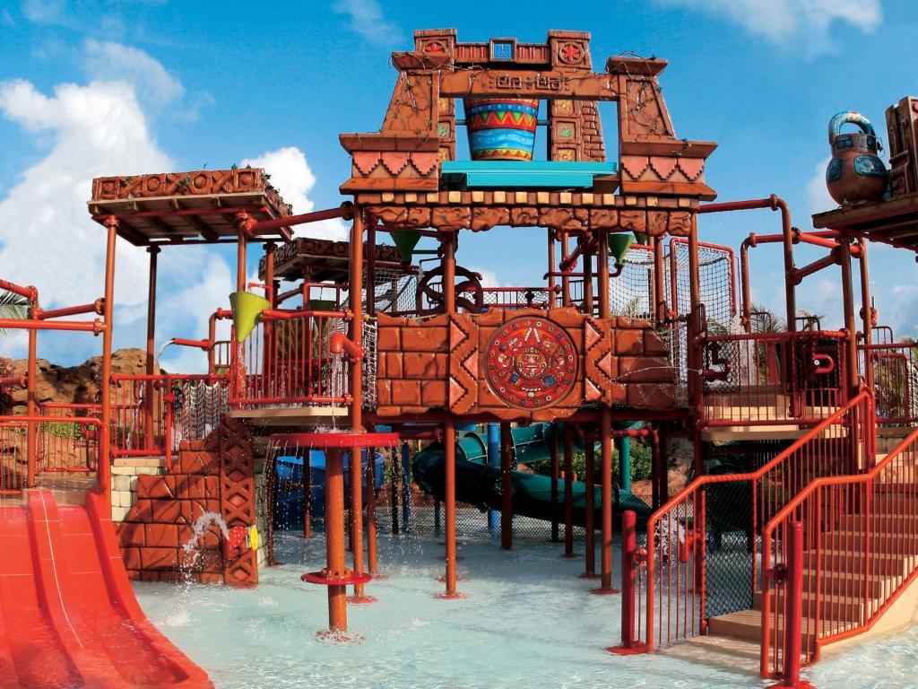 The Beach At Atlantis Nassau Exterior photo